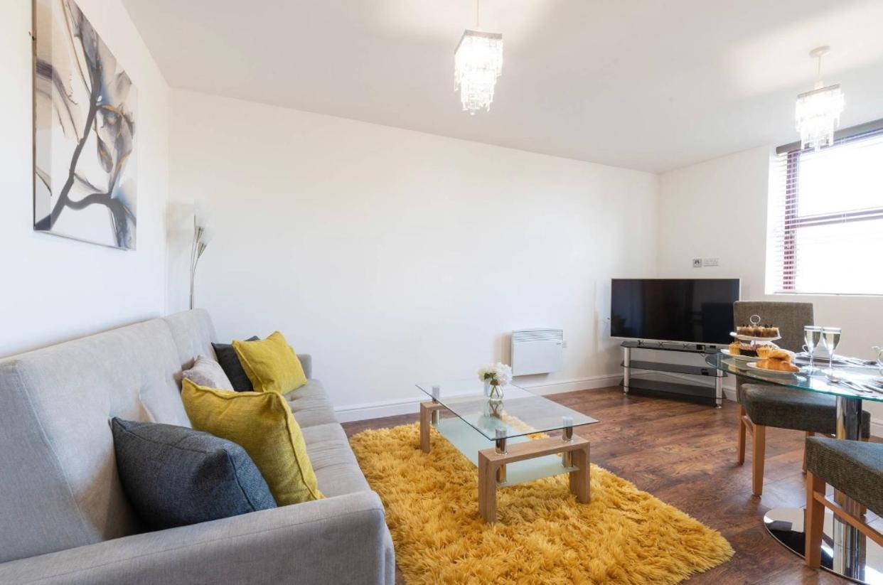 City Apartments By Elegance Living Peterborough Esterno foto