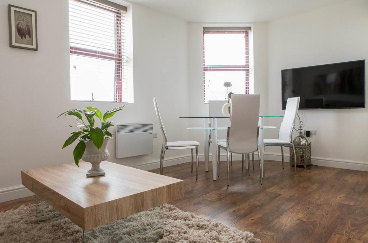 City Apartments By Elegance Living Peterborough Esterno foto