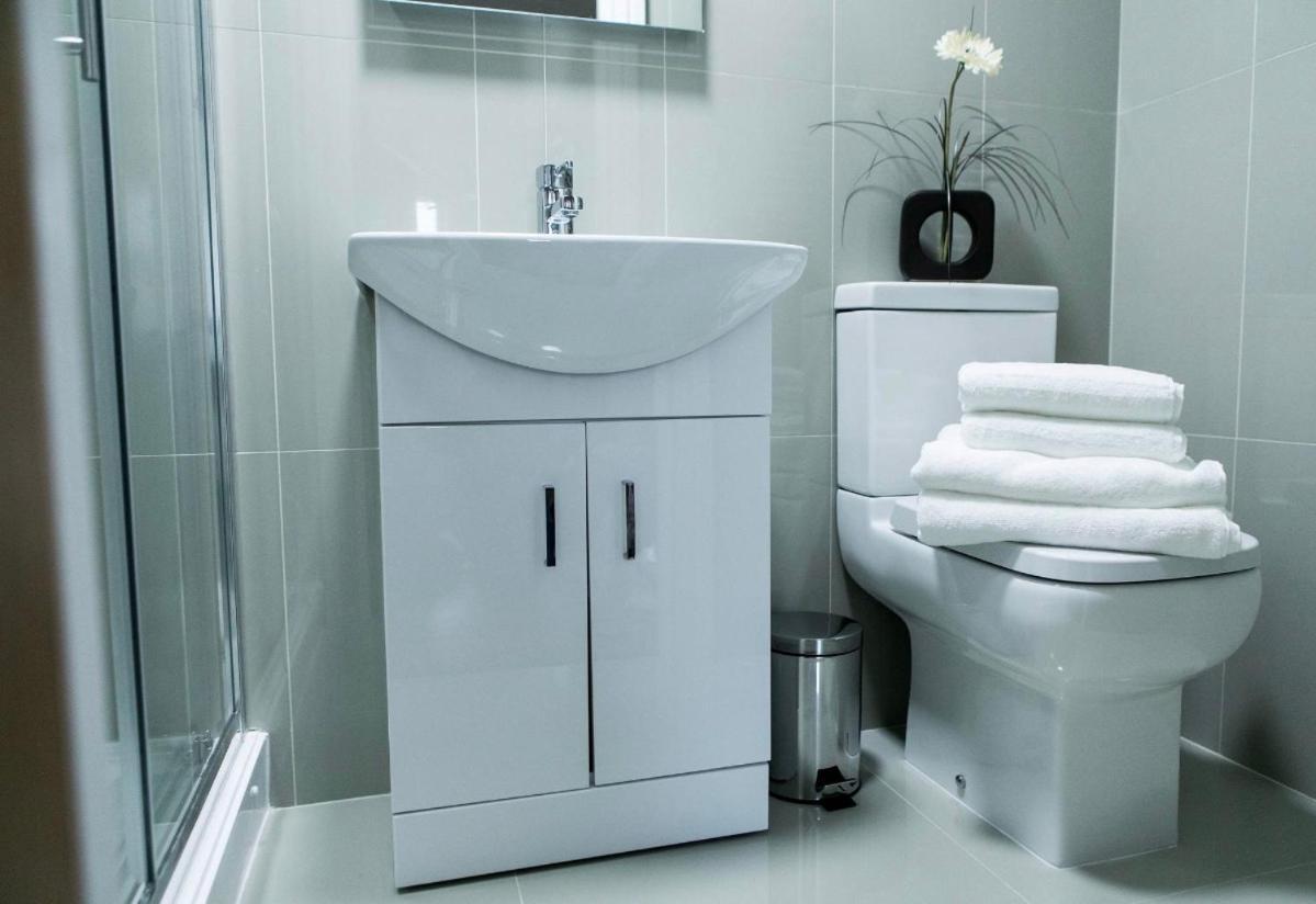 City Apartments By Elegance Living Peterborough Esterno foto